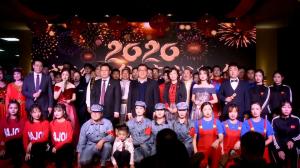「只爭朝夕，不負韶華」河南三建集團2020新春團拜會隆重舉行！